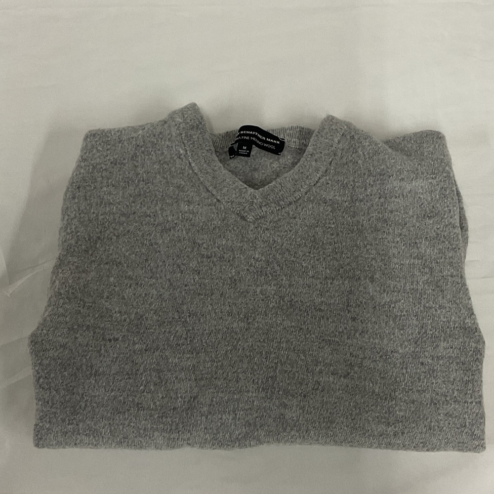 EUC Woman’s long sleeve Hart Schaffner Marx cropped sweater